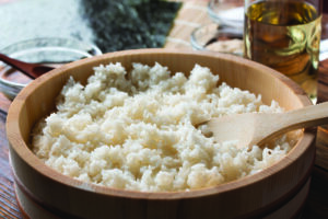 Jaki ryż do sushi? Oto 6 sprawdzonych gatunków - przeczytaj na blogu gastronomicznym Bidfood Farutex