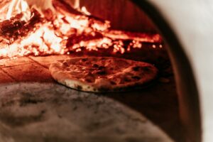 Rodzaje pizzy - przeczytaj przewodnik! Sprawdź - blog gastronomiczny Bidfood Farutex