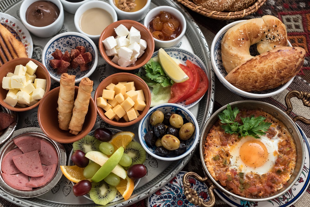 Serwuj śniadania ze świata w swojej restauracji - blog gastronomiczny Bidfood Farutex